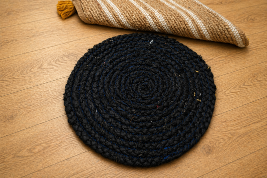 Midnight Spiral Handwoven Jute Round Rug