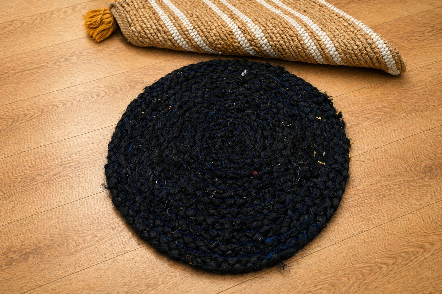 Midnight Spiral Handwoven Jute Round Rug