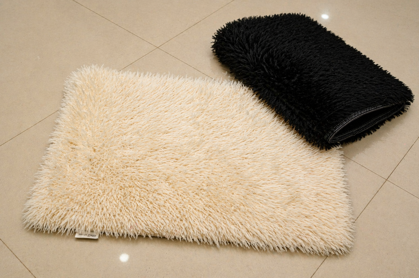 FeatherSoft Luxe Shaggy Microfiber Rug Set (Ivory & Black)