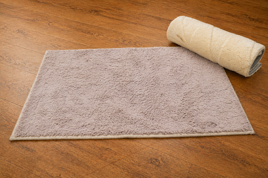 SoftNest Plush Microfiber Bath Rug Set (Taupe & Ivory)