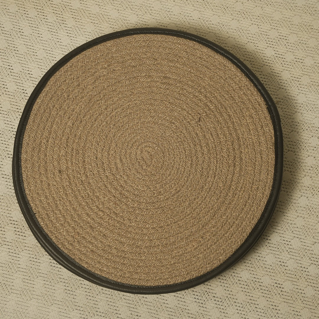 Doriaah Handcrafted Round Jute Placemat with Black Border